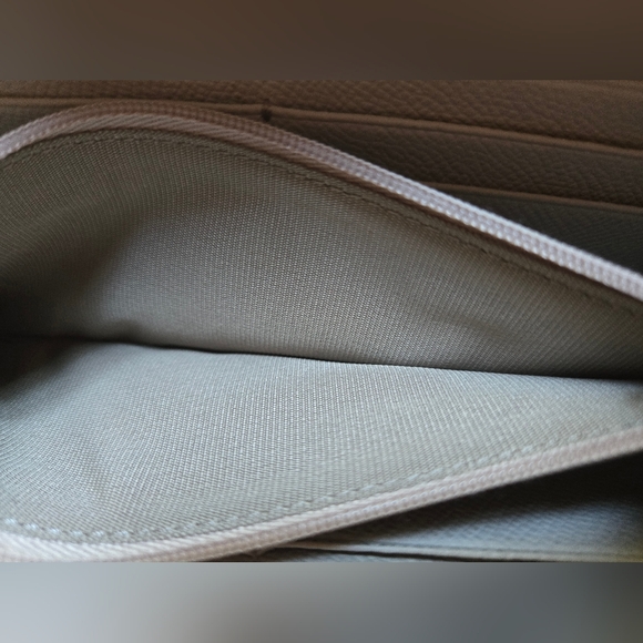 Furla Light Beige Zip-Around Leather Wallet - Picture 10 of 12